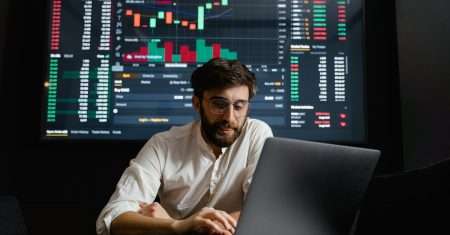 découvrez les services et solutions financières de la banque algérienne, votre partenaire pour une gestion efficace de votre patrimoine et un accompagnement personnalisé dans vos projets.