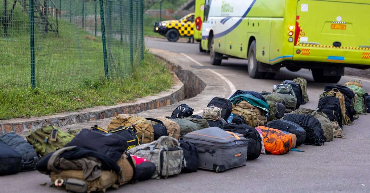 découvrez tout ce qu'il faut savoir sur les frais de bagages excédentaires : comment les éviter, les tarifs applicables et nos conseils pratiques pour voyager sereinement sans dépasser le poids autorisé.