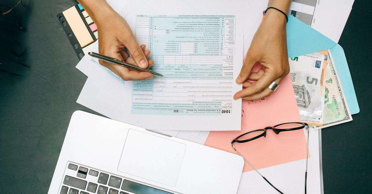 découvrez l'actualité et les analyses sur la parité entre l'euro et le dinar. comprenez les facteurs influençant ce taux de change et son impact sur l'économie locale et internationale.