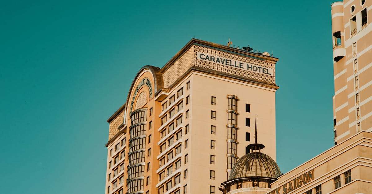 découvrez notre sélection d'hôtels confortables et abordables pour un séjour inoubliable. que ce soit pour des vacances en famille, un voyage d'affaires ou une escapade romantique, trouvez l'hébergement idéal qui répond à vos besoins. réservez dès maintenant et profitez de nos offres exclusives !