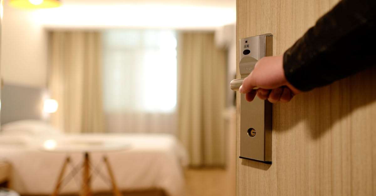 découvrez notre sélection d'hôtels pour tous les budgets et toutes les envies. que vous recherchiez un séjour romantique, des vacances en famille ou un voyage d'affaires, trouvez l'hébergement idéal qui fera de votre séjour une expérience inoubliable.