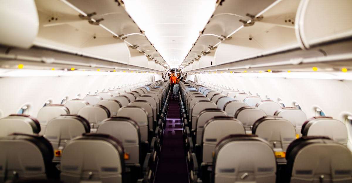 découvrez notre guide complet sur les sièges d'avion : types, confort, options de réservation et conseils pour choisir le meilleur siège pour votre prochain vol. voyagez dans le confort et l'aisance!