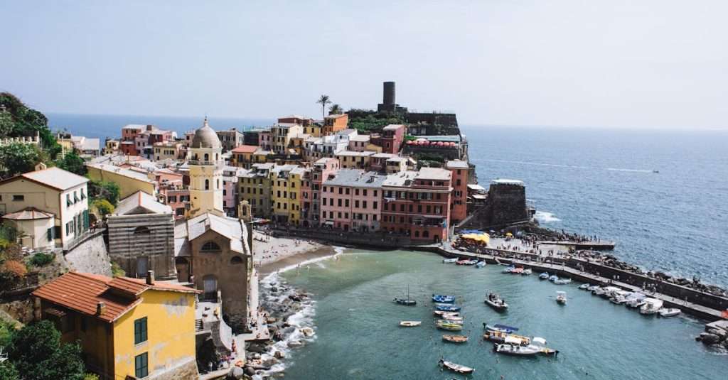 Découvrez cette jolie ville balnéaire méconnue d’Italie découvrez une charmante ville de plage cachée, où le calme et la beauté naturelle se rencontrent. profitez de paysages à couper le souffle, d'eaux cristallines et d'une atmosphère paisible loin des foules. une escale parfaite pour les amoureux de la nature et les aventuriers en quête de sérénité.