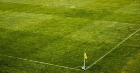 découvrez l'univers fascinant du football, des dernières actualités aux analyses des matchs, en passant par l'histoire des grands clubs et joueurs. rejoignez la passion du sport roi et suivez toutes les compétitions à la loupe !