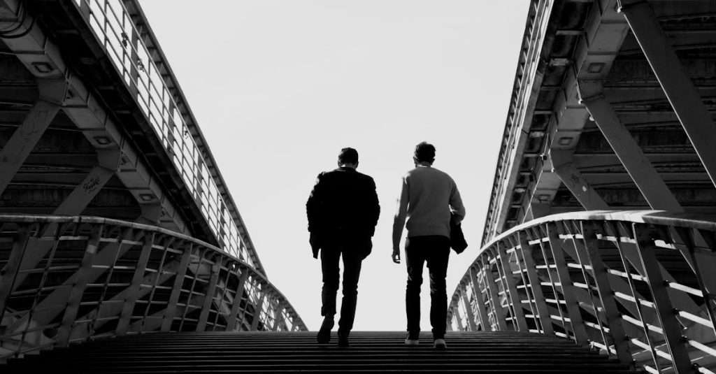 découvrez comment allier style et confort lors de vos voyages avec nos conseils en mode voyage. explorez les dernières tendances qui vous permettront d'afficher une allure irréprochable tout en étant pratique sur la route.