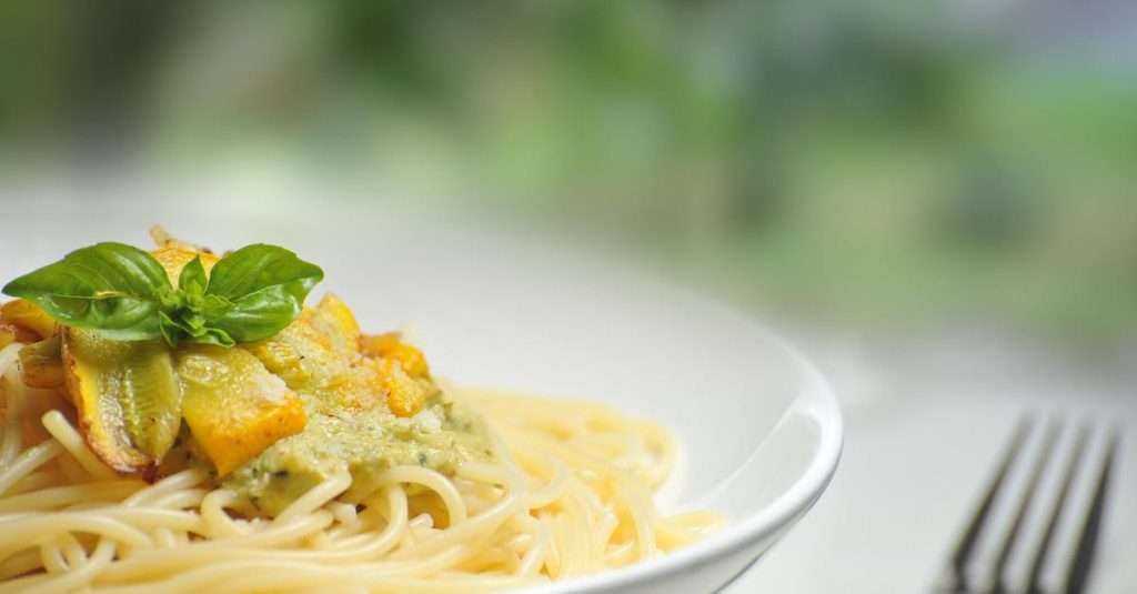 découvrez l'univers savoureux des pâtes avec des recettes authentiques, des astuces de cuisson et des conseils pour les accompagner. que vous soyez amateur de spaghetti, ravioli ou lasagne, trouvez l'inspiration pour votre prochain plat de pâtes!