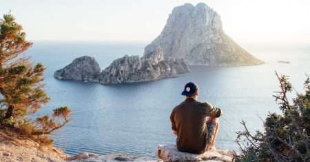 découvrez le monde avec notre guide complet de voyage. explorez des destinations uniques, des conseils pratiques et des idées d'itinéraires pour enrichir vos expériences de voyage. préparez votre prochaine aventure et laissez-vous inspirer !