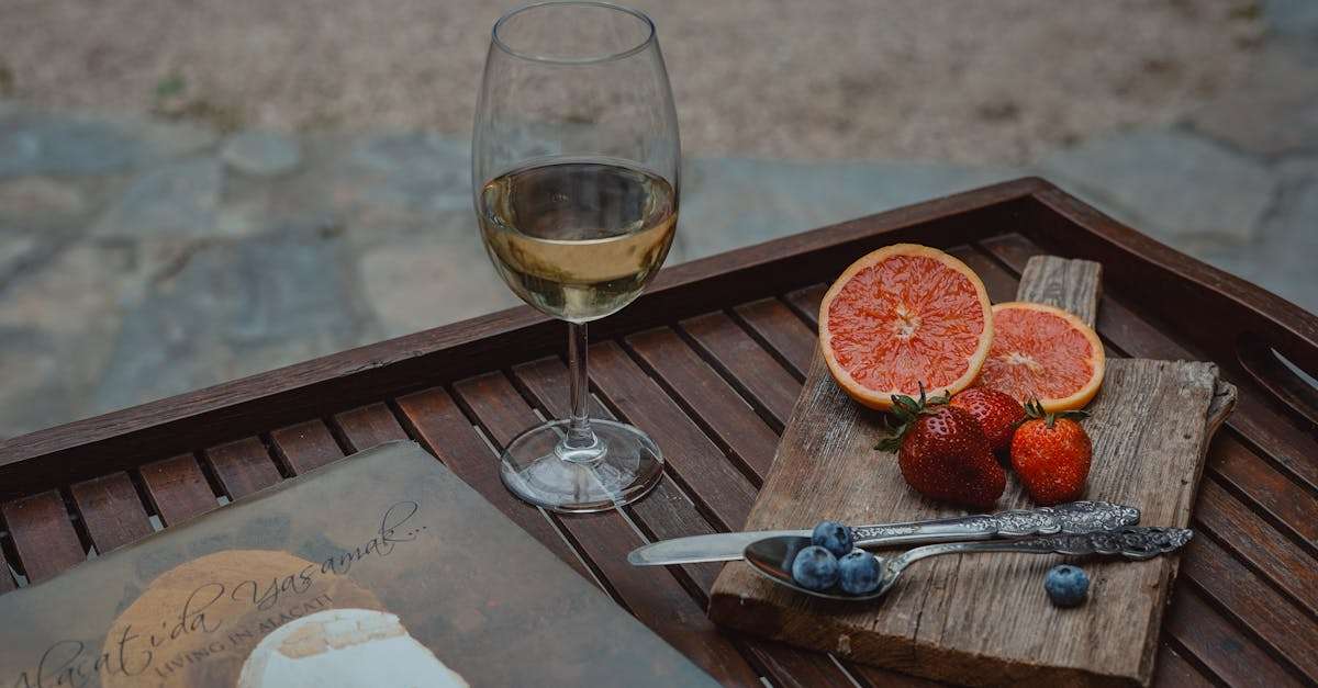 découvrez les saveurs uniques des boissons algériennes, riches en traditions et en arômes. explorez notre sélection de boissons typiques, des rafraîchissements à base de thé à la menthe aux délicieuses infusions orientales, et laissez-vous enivrer par la culture algérienne.