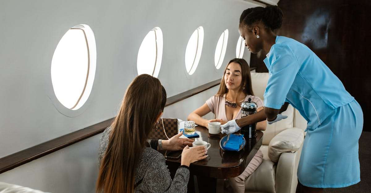 découvrez le métier passionnant de membre d'équipage, où chaque vol est une nouvelle aventure. apprenez les compétences essentielles, les exigences de formation et les opportunités de carrière qui vous attendent dans le domaine de l'aviation.