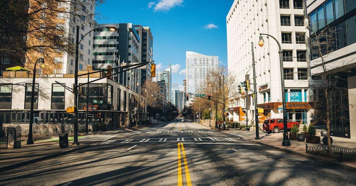 découvrez un monde sans voitures : explorez les bienfaits d'une vie sans automobile, des villes plus écologiques et des modes de transport alternatifs pour un avenir durable.