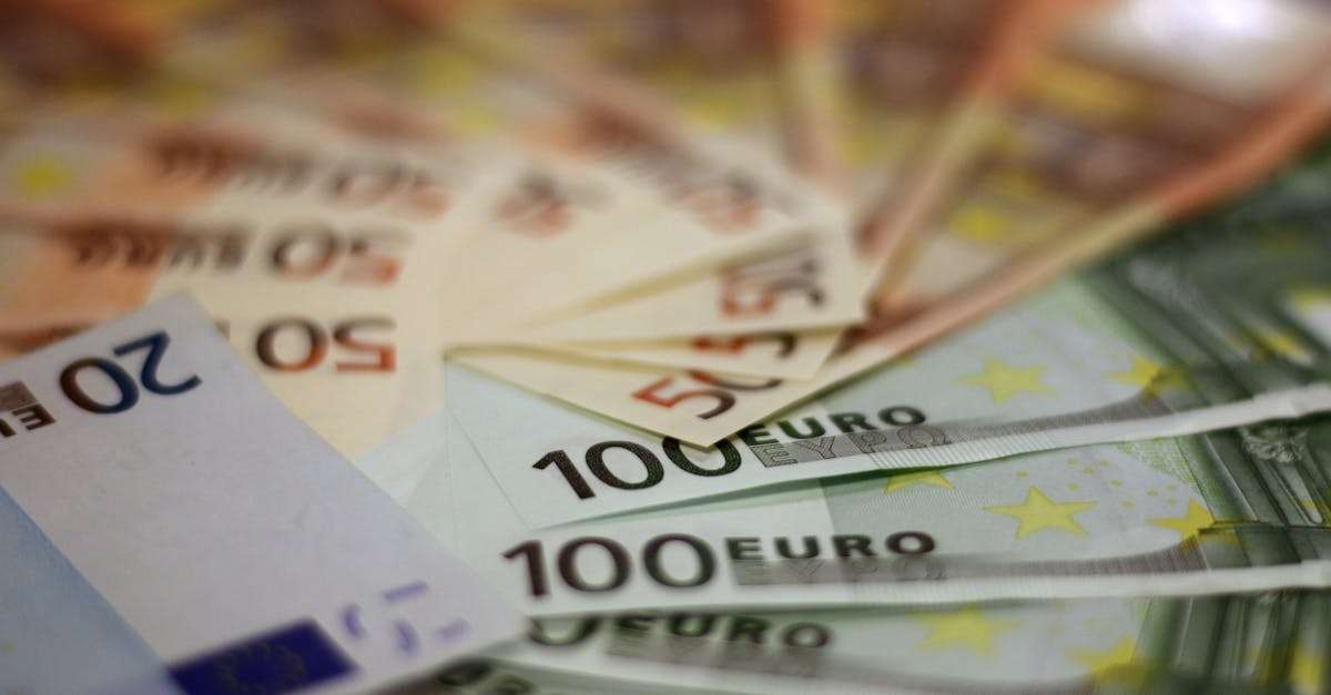 découvrez tout ce qu'il faut savoir sur l'euro, la monnaie unique de l'union européenne, son histoire, son fonctionnement et son impact sur l'économie mondiale. informez-vous sur les actualités et analyses liées à l'euro pour mieux comprendre son rôle dans la finance européenne.