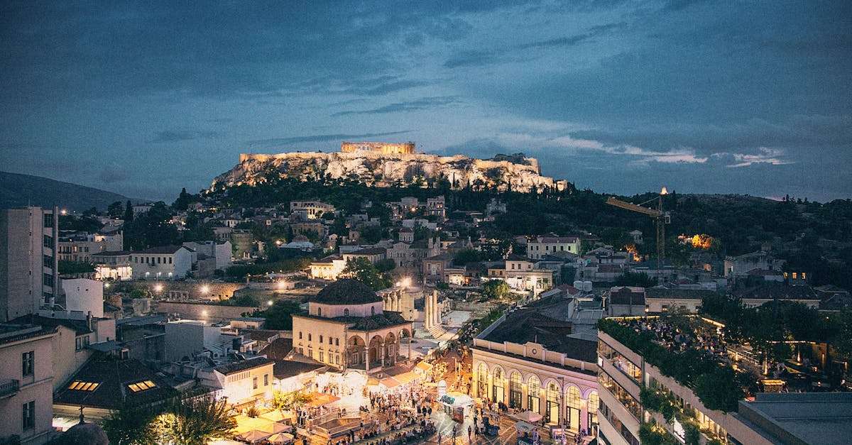 découvrez la grèce, une destination fascinante alliant histoire, culture riche et paysages à couper le souffle. plongez dans les eaux turquoise de la mer égée, explorez les ruines antiques et savourez une délicieuse cuisine méditerranéenne. votre aventure grecque vous attend !