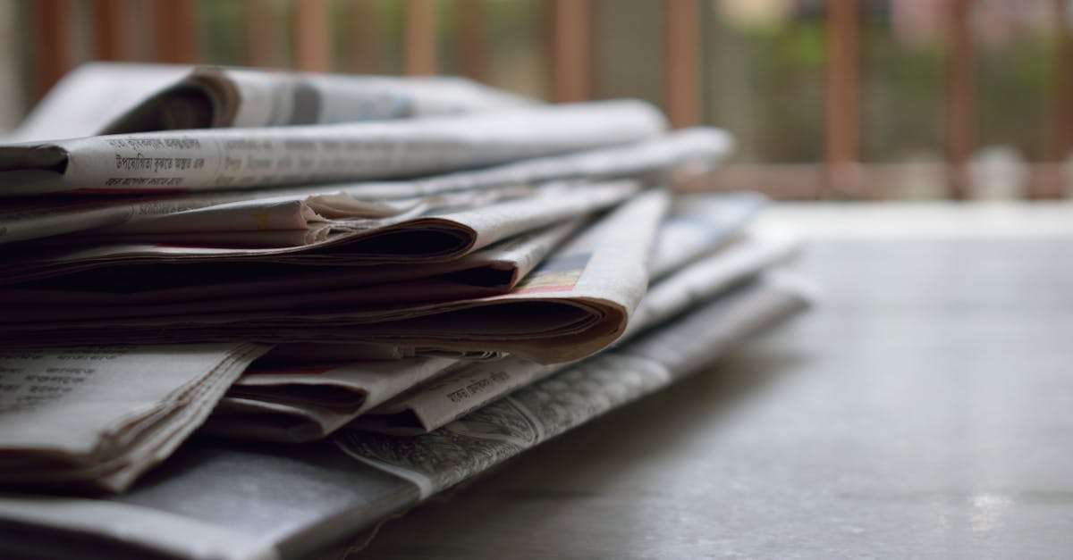 découvrez le monde fascinant du journalisme avec notre guide complet sur les métiers, les défis et les tendances actuelles. apprenez comment les journalistes façonnent l'information et contribuent à la société.