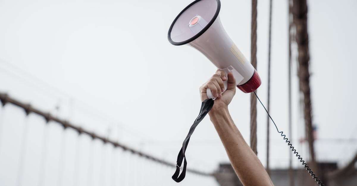 découvrez comment le leadership change permet aux organisations de s'adapter aux nouvelles réalités du marché, d'inspirer l'innovation et de renforcer la collaboration au sein des équipes. explorez les clés d'un leadership efficace en période de transformation.