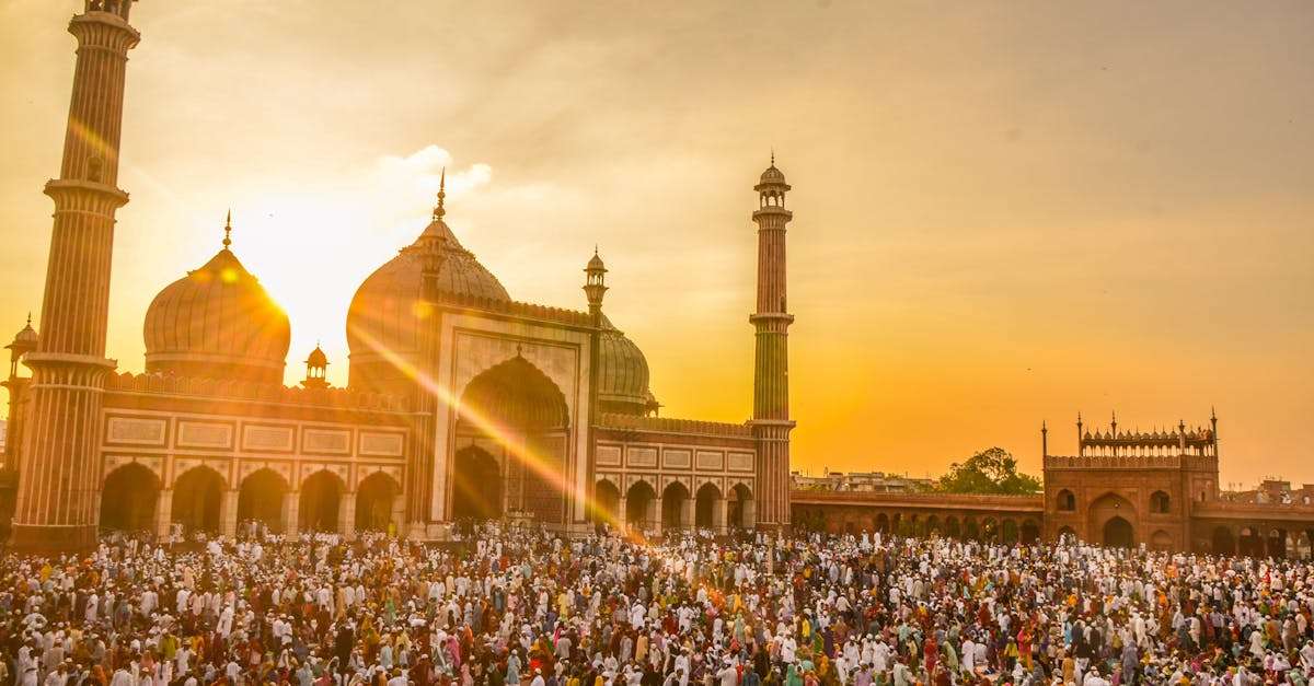 découvrez tout sur le ramadan : un mois sacré de jeûne, de prière et de réflexion pour les musulmans à travers le monde. explorez ses significations, ses traditions et son impact spirituel.