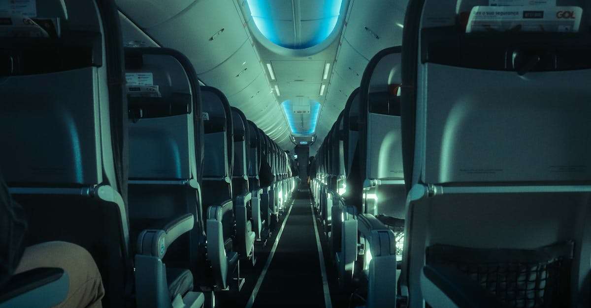 découvrez les meilleurs sièges d'avion pour un confort optimal lors de vos voyages. nos conseils vous aideront à choisir l'emplacement parfait, que ce soit pour l'espace pour les jambes, la vue ou la tranquillité.