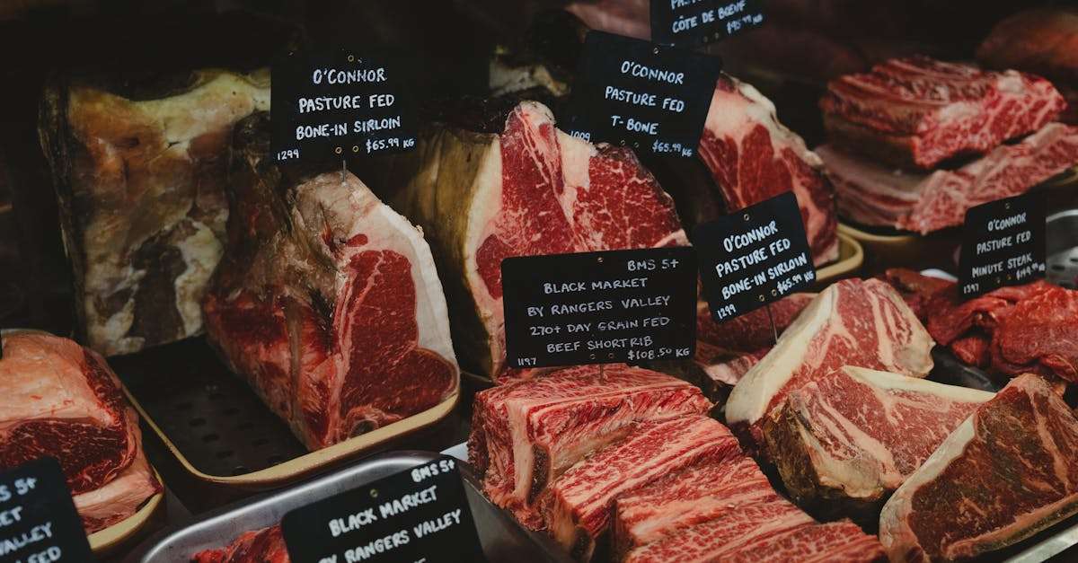découvrez les enjeux et les implications du marché noir, un phénomène complexe qui englobe l'économie souterraine, le commerce illégal et les conséquences sociales. explorez les motivations derrière ce marché clandestin et son impact sur la société.