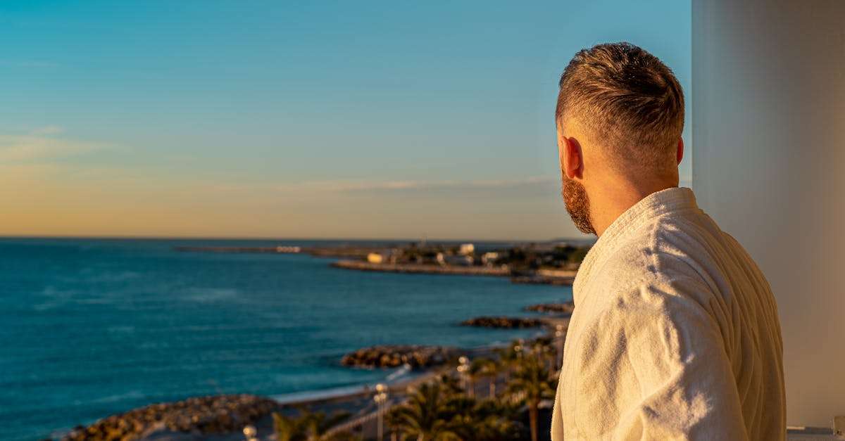 découvrez la côte d'azur, un véritable paradis ensoleillé sur la méditerranée. plages de sable fin, paysages époustouflants et villes glamour vous attendent pour des vacances inoubliables.