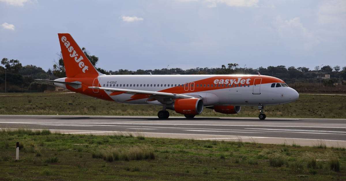 découvrez easyjet, la compagnie aérienne low-cost qui propose des vols abordables vers de nombreuses destinations en europe. profitez de tarifs compétitifs, d’un service client dédié et d'une expérience de voyage simplifiée. réservez dès maintenant et partez à l’aventure avec easyjet !