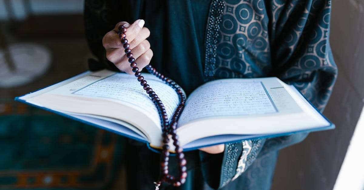 découvrez l'esprit de l'eid, une célébration empreinte de joie et de partage. apprenez-en plus sur les traditions, les festivités et l'importance de cet événement marquant pour des millions de personnes à travers le monde.