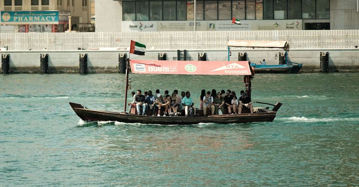 découvrez nos services de ferry pour traverser les eaux en toute sécurité et confort, avec des liaisons vers les plus belles destinations. réservez votre voyage dès maintenant pour vivre une expérience inoubliable en mer.