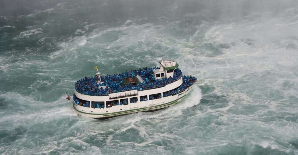 Témoignage d’un passager du Badji Mokhtar 3 : expérience à bord des ferries algériens découvrez l'expérience unique d'un voyage en ferry : traversez des paysages marins enchanteurs, profitez de confort et de services à bord tout en savourant des moments inoubliables. embarquez dès maintenant pour une aventure maritime inégalée !
