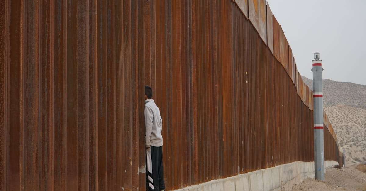 découvrez tout ce qu'il faut savoir sur l'immigration : procédures, droits, et conseils pour réussir votre installation dans un nouveau pays. informez-vous sur les enjeux, les opportunités et les défis liés à la vie d'immigré.