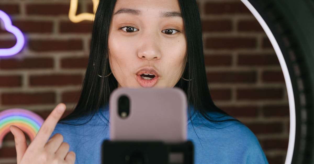 découvrez l'univers fascinant des influenceurs : comment ils transforment les marques et engagent des communautés à travers des contenus authentiques et inspirants. apprenez les stratégies pour réussir en tant qu'influenceur et maximiser votre impact sur les réseaux sociaux.