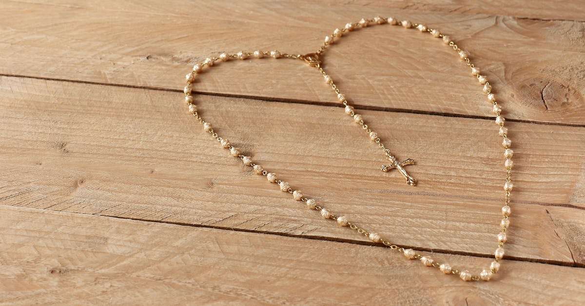 découvrez l'importance de la prière dans la spiritualité et le bien-être personnel. explorez des techniques et des conseils pour enrichir votre pratique de la prière au quotidien.