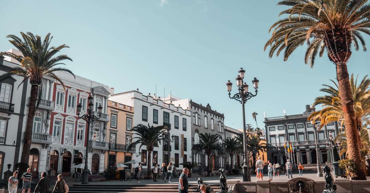 découvrez l'espagne, un pays riche en culture, histoire et paysages époustouflants. explorez des villes vibrantes comme barcelone et madrid, savourez la délicieuse cuisine espagnole et plongez dans des traditions uniques. que vous cherchiez des plages ensoleillées ou des montagnes majestueuses, l'espagne a tout pour plaire.