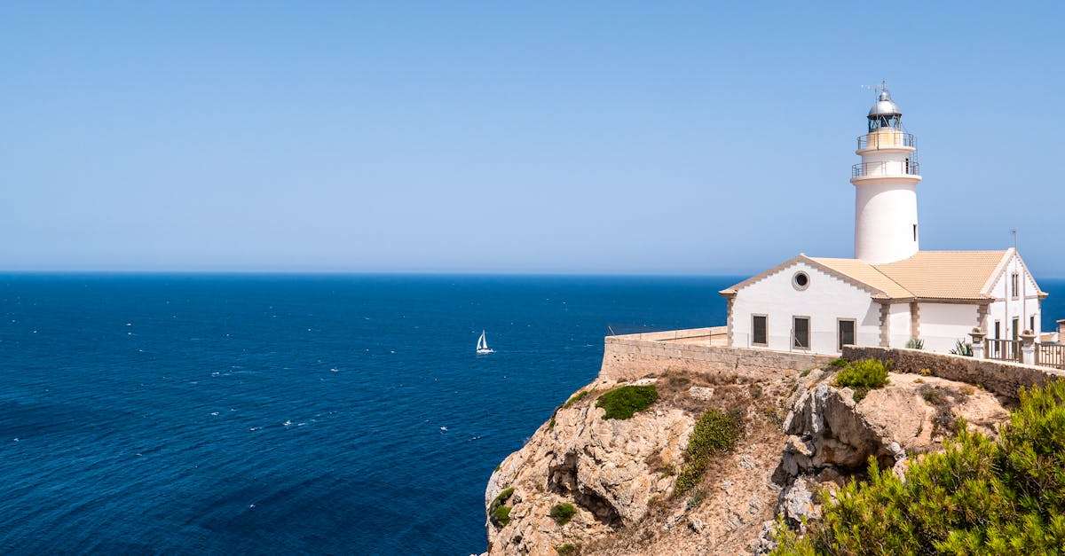 découvrez l'espagne, un pays riche en histoire, culture envoûtante, paysages étonnants et délicieuses spécialités culinaires. explorez ses plages, ses villes vibrantes comme barcelone et madrid, et plongez dans l'hospitalité espagnole.