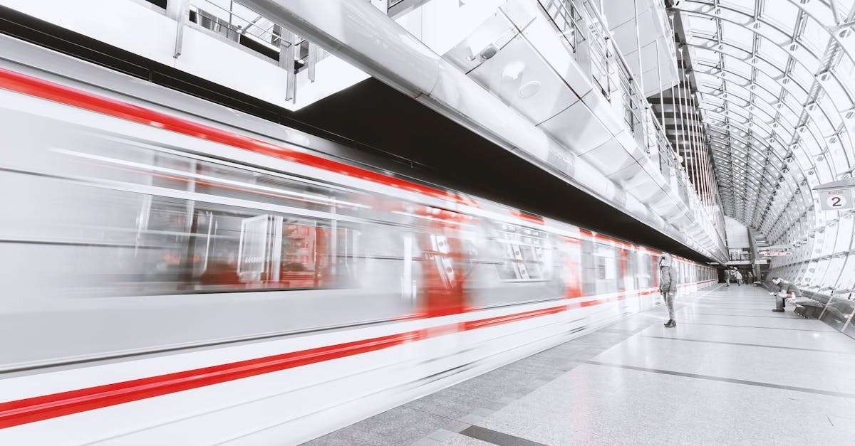 découvrez le monde fascinant des trains : leur histoire, leur fonctionnement, et les différents types de services qu'ils offrent, du transport urbain aux voyages intercontinentaux. embarquez pour un voyage inoubliable à travers les paysages de france et au-delà.