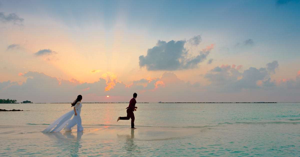 découvrez des destinations de rêve pour votre lune de miel. des plages paradisiaques aux escapades romantiques en montagne, trouvez l'escapade parfaite pour célébrer votre amour. offrez-vous une expérience inoubliable et créez des souvenirs éternels ensemble.